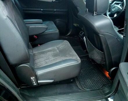 Чорний Мерседес Р-Клас, об'ємом двигуна 3 л та пробігом 350 тис. км за 8000 $, фото 9 на Automoto.ua