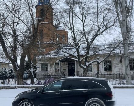 Черный Мерседес Р-Класс, объемом двигателя 3 л и пробегом 340 тыс. км за 10700 $, фото 8 на Automoto.ua