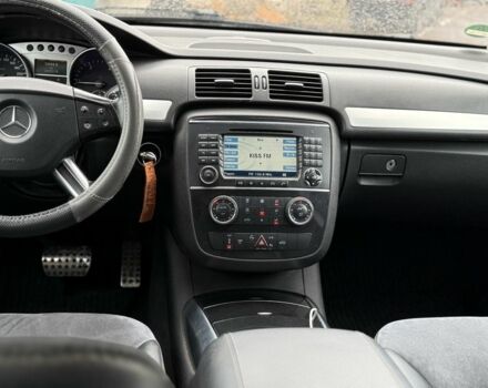 Черный Мерседес Р-Класс, объемом двигателя 3 л и пробегом 265 тыс. км за 3699 $, фото 11 на Automoto.ua