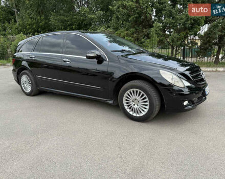 Черный Мерседес Р-Класс, объемом двигателя 3.5 л и пробегом 180 тыс. км за 7000 $, фото 13 на Automoto.ua