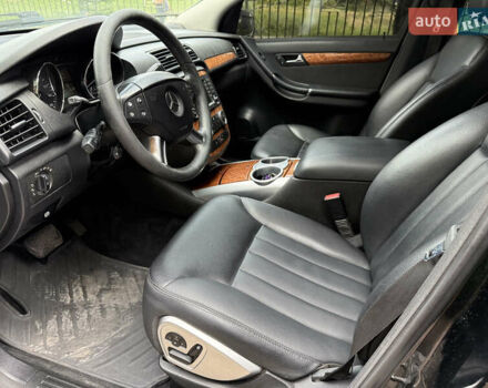 Черный Мерседес Р-Класс, объемом двигателя 3.5 л и пробегом 180 тыс. км за 7000 $, фото 8 на Automoto.ua