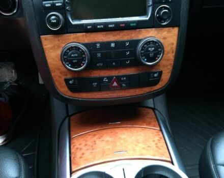 Черный Мерседес Р-Класс, объемом двигателя 3.5 л и пробегом 180 тыс. км за 5500 $, фото 9 на Automoto.ua