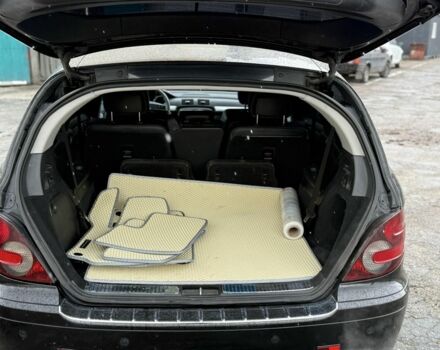 Черный Мерседес Р-Класс, объемом двигателя 3 л и пробегом 265 тыс. км за 3699 $, фото 12 на Automoto.ua