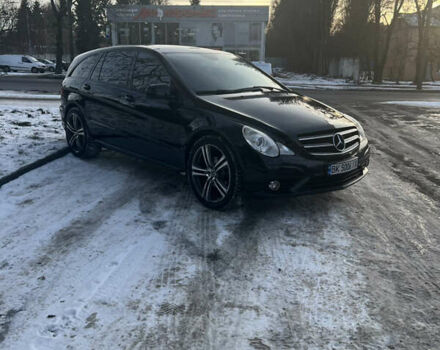 Черный Мерседес Р-Класс, объемом двигателя 3 л и пробегом 357 тыс. км за 11199 $, фото 18 на Automoto.ua