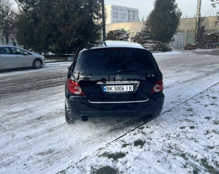 Черный Мерседес Р-Класс, объемом двигателя 3 л и пробегом 357 тыс. км за 11199 $, фото 17 на Automoto.ua