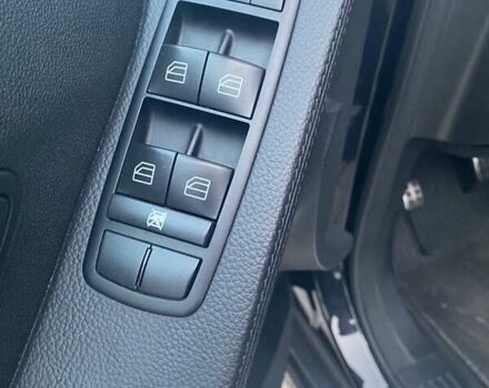 Чорний Мерседес Р-Клас, об'ємом двигуна 2.99 л та пробігом 455 тис. км за 10449 $, фото 3 на Automoto.ua