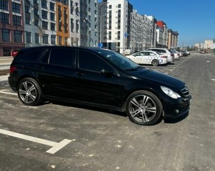 Черный Мерседес Р-Класс, объемом двигателя 3 л и пробегом 358 тыс. км за 10900 $, фото 3 на Automoto.ua