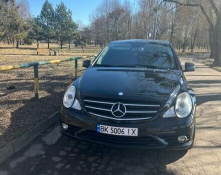 Черный Мерседес Р-Класс, объемом двигателя 3 л и пробегом 358 тыс. км за 10900 $, фото 1 на Automoto.ua