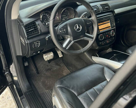 Черный Мерседес Р-Класс, объемом двигателя 3 л и пробегом 357 тыс. км за 11199 $, фото 50 на Automoto.ua