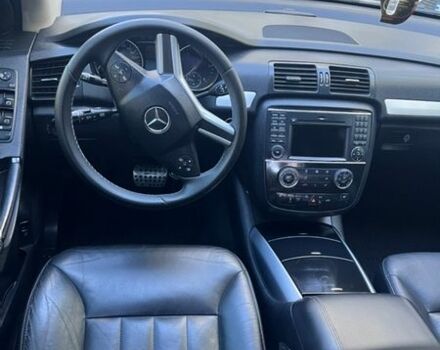 Черный Мерседес Р-Класс, объемом двигателя 3 л и пробегом 358 тыс. км за 10900 $, фото 15 на Automoto.ua