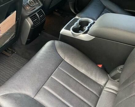 Чорний Мерседес Р-Клас, об'ємом двигуна 2.99 л та пробігом 455 тис. км за 10449 $, фото 11 на Automoto.ua