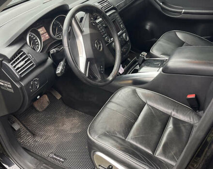 Чорний Мерседес Р-Клас, об'ємом двигуна 2.99 л та пробігом 368 тис. км за 13500 $, фото 1 на Automoto.ua