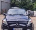 Чорний Мерседес Р-Клас, об'ємом двигуна 3 л та пробігом 243 тис. км за 15000 $, фото 1 на Automoto.ua