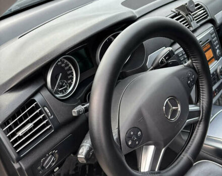 Черный Мерседес Р-Класс, объемом двигателя 3 л и пробегом 330 тыс. км за 14787 $, фото 15 на Automoto.ua