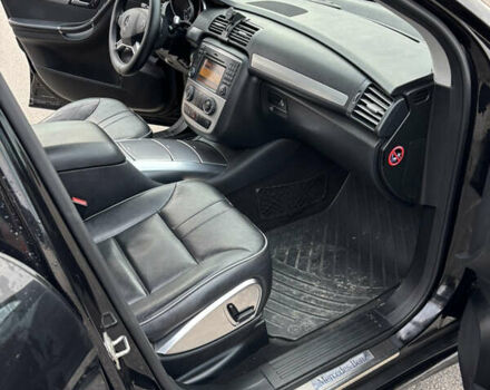 Черный Мерседес Р-Класс, объемом двигателя 3 л и пробегом 330 тыс. км за 14787 $, фото 10 на Automoto.ua