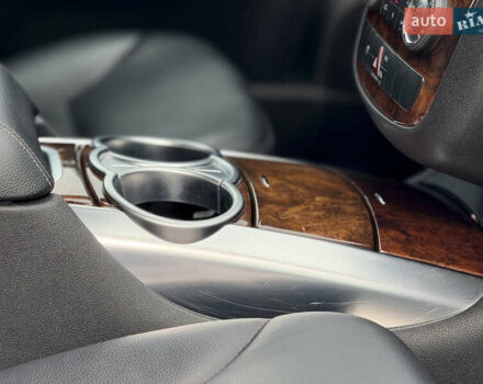 Черный Мерседес Р-Класс, объемом двигателя 3 л и пробегом 182 тыс. км за 16000 $, фото 17 на Automoto.ua