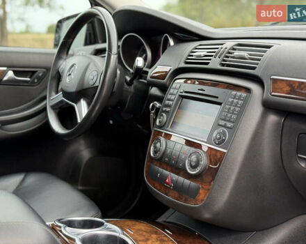 Черный Мерседес Р-Класс, объемом двигателя 3 л и пробегом 182 тыс. км за 16000 $, фото 35 на Automoto.ua