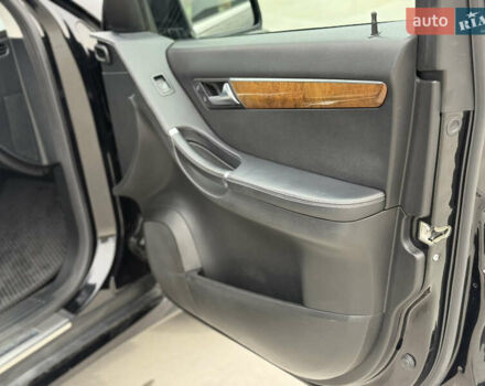 Черный Мерседес Р-Класс, объемом двигателя 3 л и пробегом 182 тыс. км за 16000 $, фото 29 на Automoto.ua