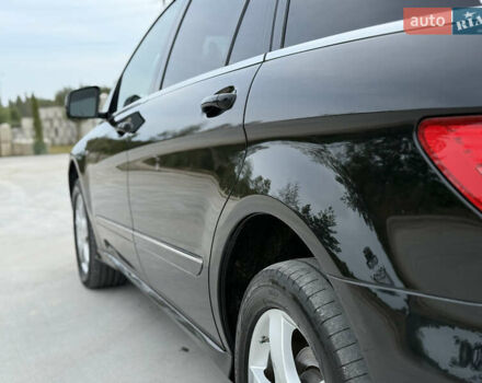 Черный Мерседес Р-Класс, объемом двигателя 3 л и пробегом 182 тыс. км за 16000 $, фото 56 на Automoto.ua