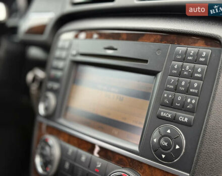 Черный Мерседес Р-Класс, объемом двигателя 3 л и пробегом 182 тыс. км за 16000 $, фото 33 на Automoto.ua