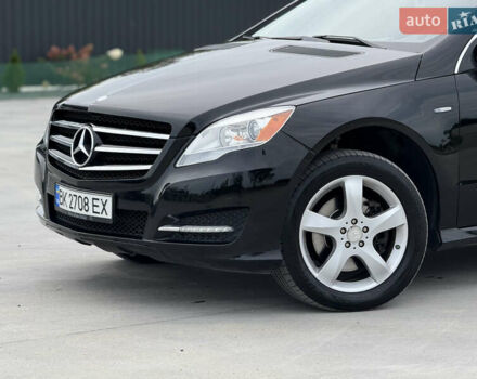 Черный Мерседес Р-Класс, объемом двигателя 3 л и пробегом 182 тыс. км за 16000 $, фото 1 на Automoto.ua