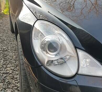 Чорний Мерседес Р-Клас, об'ємом двигуна 5 л та пробігом 259 тис. км за 9000 $, фото 1 на Automoto.ua