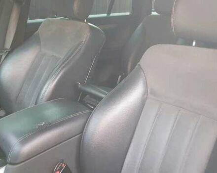 Чорний Мерседес Р-Клас, об'ємом двигуна 5 л та пробігом 259 тис. км за 9000 $, фото 22 на Automoto.ua