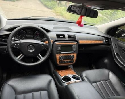 Черный Мерседес Р-Класс, объемом двигателя 3.5 л и пробегом 180 тыс. км за 7000 $, фото 5 на Automoto.ua