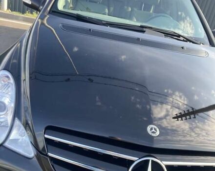 Чорний Мерседес Р-Клас, об'ємом двигуна 3 л та пробігом 183 тис. км за 16300 $, фото 4 на Automoto.ua