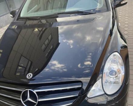 Чорний Мерседес Р-Клас, об'ємом двигуна 3 л та пробігом 183 тис. км за 16300 $, фото 6 на Automoto.ua