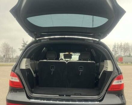 Чорний Мерседес Р-Клас, об'ємом двигуна 3 л та пробігом 290 тис. км за 16900 $, фото 11 на Automoto.ua