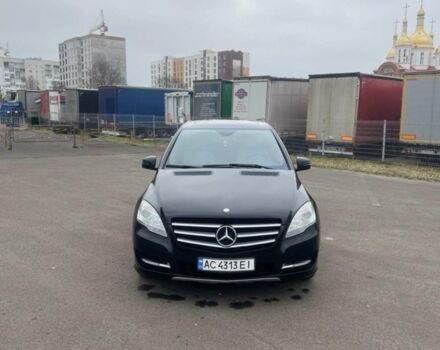 Чорний Мерседес Р-Клас, об'ємом двигуна 3 л та пробігом 290 тис. км за 16900 $, фото 2 на Automoto.ua