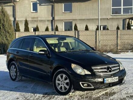 Черный Мерседес Р-Класс, объемом двигателя 3 л и пробегом 424 тыс. км за 8150 $, фото 1 на Automoto.ua