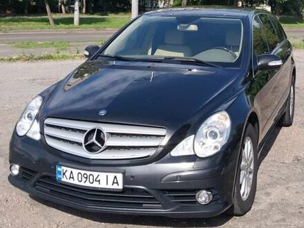 Мерседес Р-Клас 2007 у Києві на Automoto.ua Чорний Мерседес Р-Клас, об'ємом двигуна 5 л та пробігом 270 тис. км за 12500 $, фото 1 на Automoto.ua