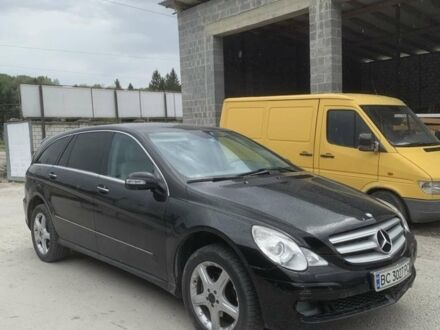 Чорний Мерседес Р-Клас, об'ємом двигуна 3 л та пробігом 278 тис. км за 7500 $, фото 1 на Automoto.ua