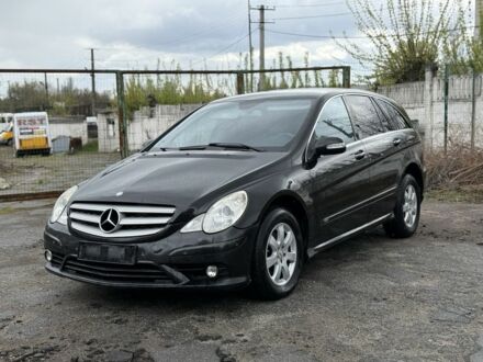 Черный Мерседес Р-Класс, объемом двигателя 3 л и пробегом 265 тыс. км за 3699 $, фото 1 на Automoto.ua