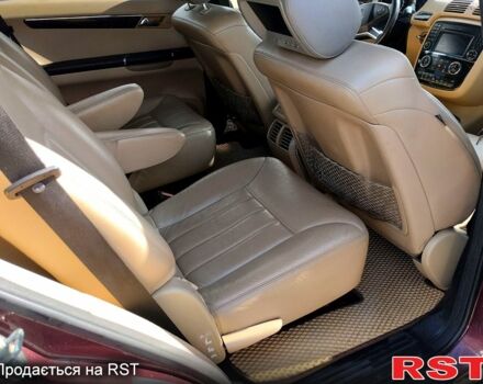 Красный Мерседес Р-Класс, объемом двигателя 3 л и пробегом 238 тыс. км за 10700 $, фото 7 на Automoto.ua