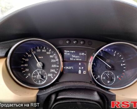 Мерседес Р-Класс 2008 в Киеве на Automoto.ua Красный Мерседес Р-Класс, объемом двигателя 3 л и пробегом 238 тыс. км за 11700 $, фото 13 на Automoto.ua