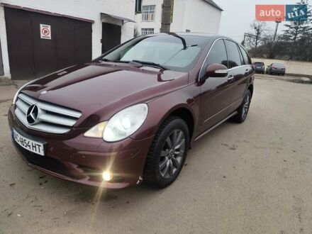 Красный Мерседес Р-Класс, объемом двигателя 2.99 л и пробегом 345 тыс. км за 9700 $, фото 1 на Automoto.ua