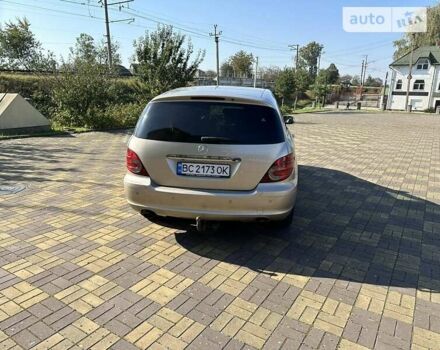 Мерседес Р-Класс, объемом двигателя 2.99 л и пробегом 330 тыс. км за 7400 $, фото 3 на Automoto.ua