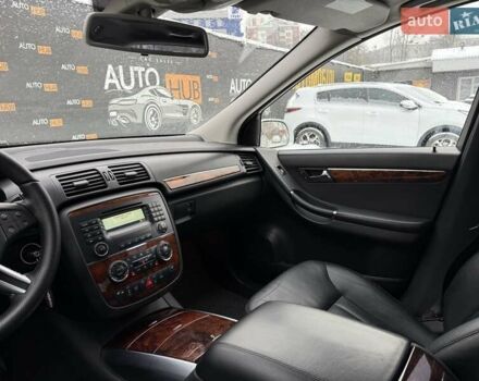 Серый Мерседес Р-Класс, объемом двигателя 3 л и пробегом 365 тыс. км за 9000 $, фото 13 на Automoto.ua