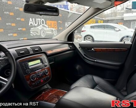 Серый Мерседес Р-Класс, объемом двигателя 3 л и пробегом 350 тыс. км за 10200 $, фото 11 на Automoto.ua