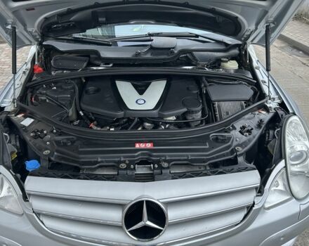 Сірий Мерседес Р-Клас, об'ємом двигуна 3 л та пробігом 500 тис. км за 8000 $, фото 6 на Automoto.ua