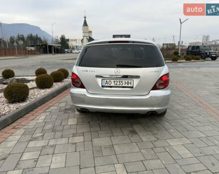 Сірий Мерседес Р-Клас, об'ємом двигуна 3.2 л та пробігом 360 тис. км за 7200 $, фото 4 на Automoto.ua