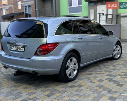 Мерседес Р-Клас 2006 у Чернівцях на Automoto.ua Сірий Мерседес Р-Клас, об'ємом двигуна 2.99 л та пробігом 209 тис. км за 7700 $, фото 3 на Automoto.ua