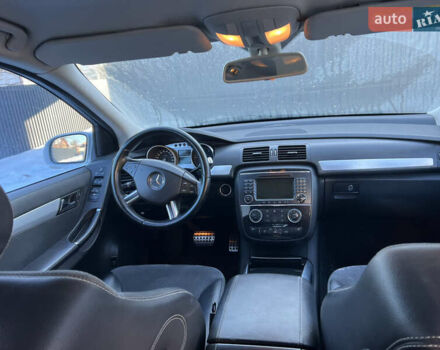 Серый Мерседес Р-Класс, объемом двигателя 3 л и пробегом 292 тыс. км за 5600 $, фото 4 на Automoto.ua
