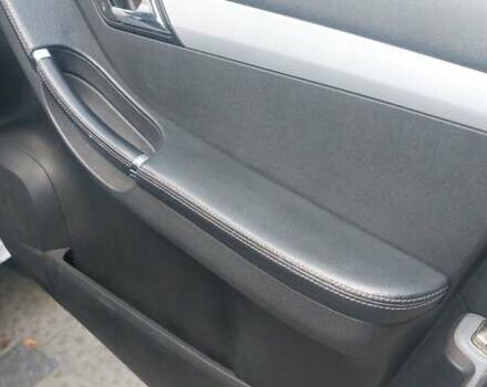 Серый Мерседес Р-Класс, объемом двигателя 3 л и пробегом 270 тыс. км за 7500 $, фото 13 на Automoto.ua