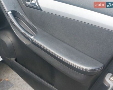 Сірий Мерседес Р-Клас, об'ємом двигуна 3 л та пробігом 270 тис. км за 7300 $, фото 14 на Automoto.ua