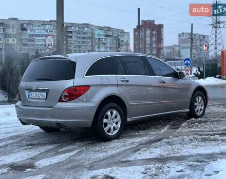 Серый Мерседес Р-Класс, объемом двигателя 3.5 л и пробегом 150 тыс. км за 10500 $, фото 2 на Automoto.ua
