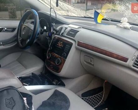 Сірий Мерседес Р-Клас, об'ємом двигуна 2.99 л та пробігом 398 тис. км за 9300 $, фото 4 на Automoto.ua